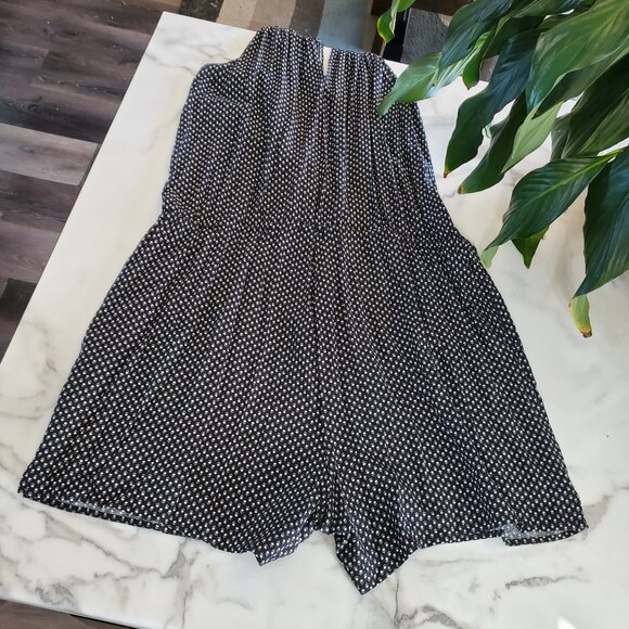 Old Navy Floral Romper size XL - Picture 1 of 16